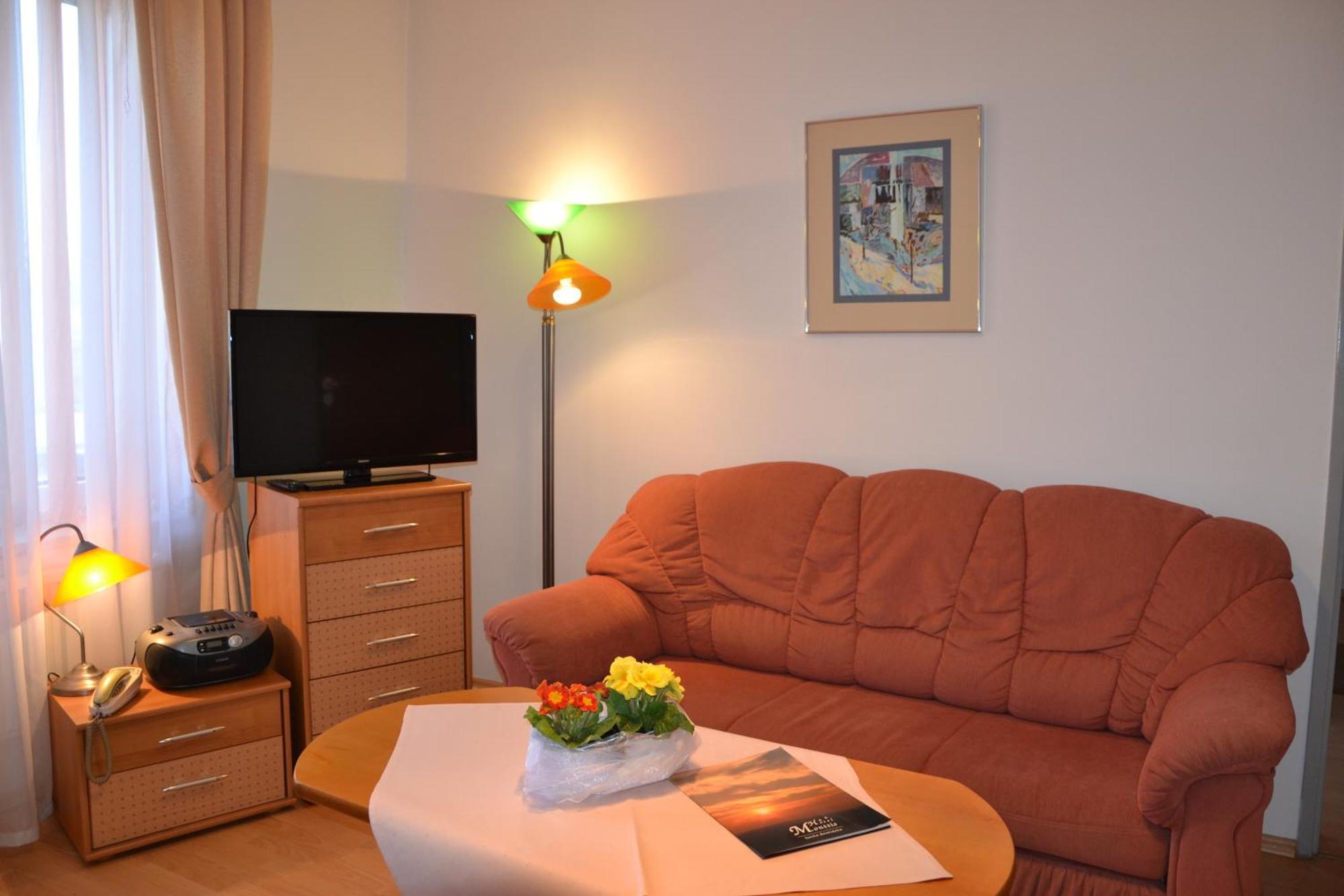 Hotel Monttis Sucha Beskidzka Rum bild