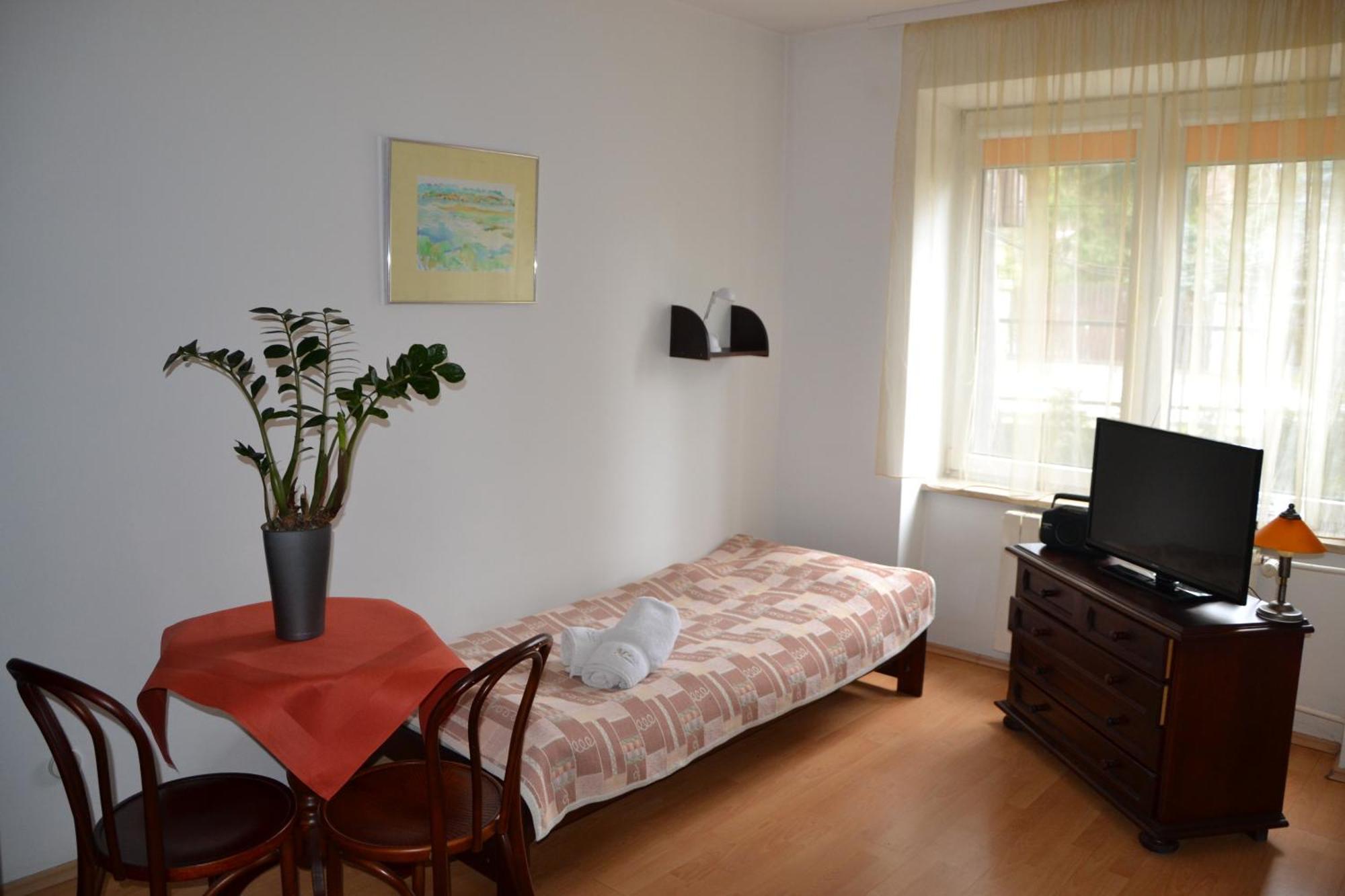 Hotel Monttis Sucha Beskidzka Rum bild